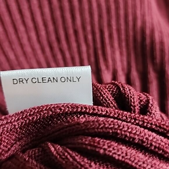 Central Park West Burgundy Long Sleeve Sweater Dress Large - Picture 7 of 8